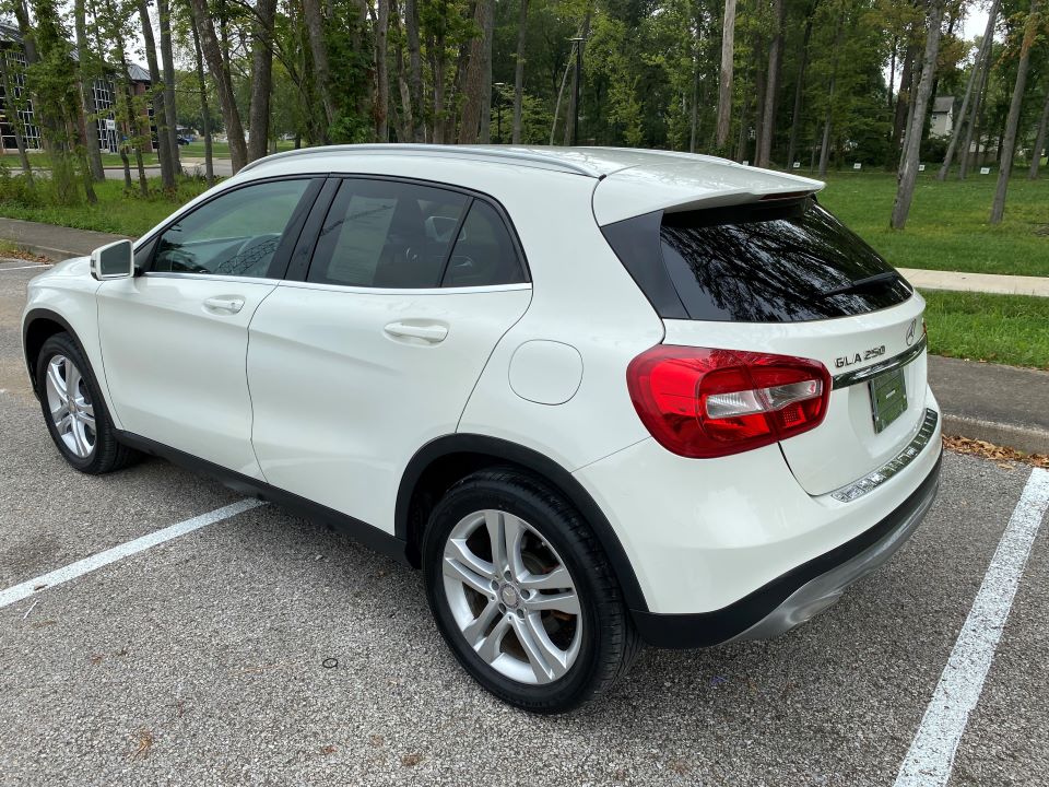 2017 Mercedes-Benz GLA 250 4Matic Sport Utility 4D