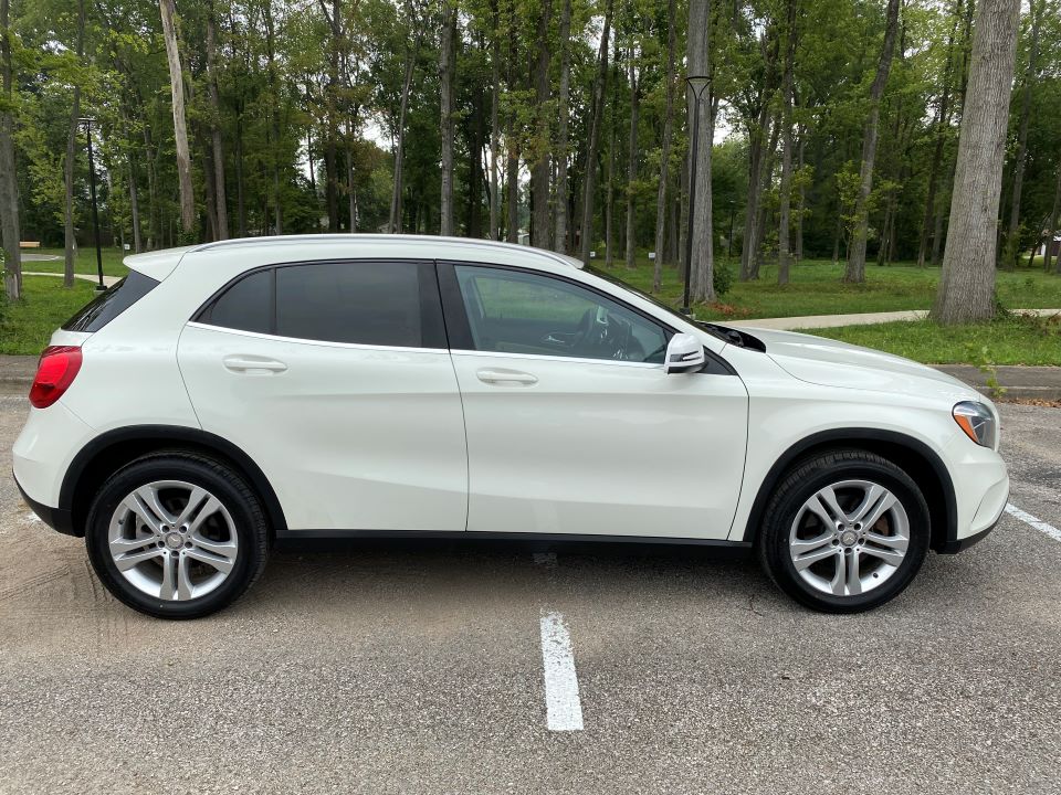 2017 Mercedes-Benz GLA 250 4Matic Sport Utility 4D