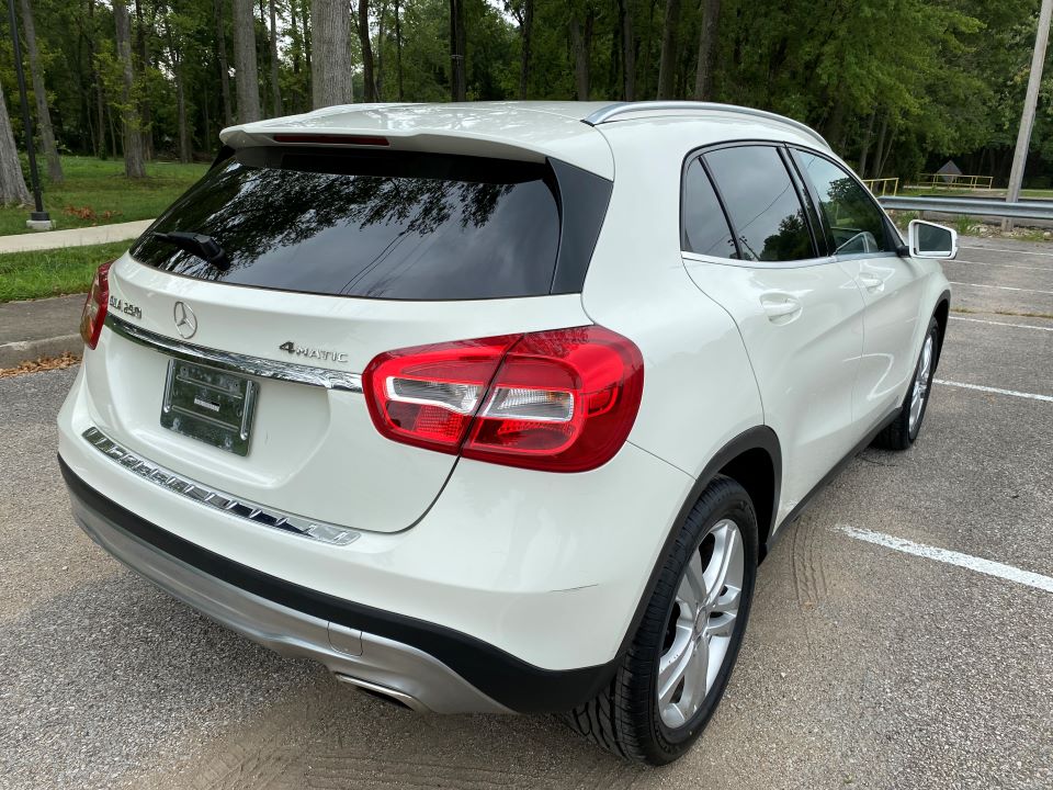 2017 Mercedes-Benz GLA 250 4Matic Sport Utility 4D