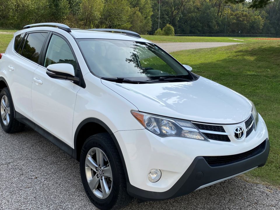 2015 Toyota RAV4 XLE FWD SUV