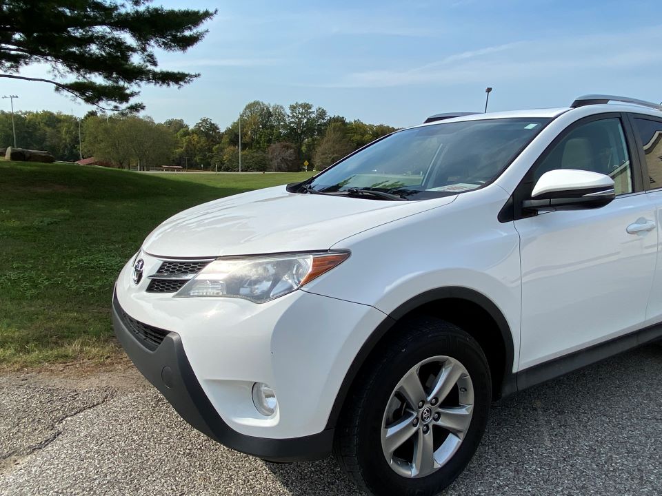 2015 Toyota RAV4 XLE FWD SUV