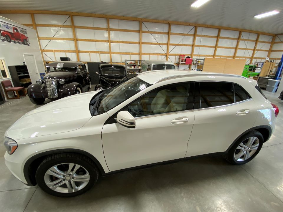 2017 Mercedes-Benz GLA 250 4Matic Sport Utility 4D