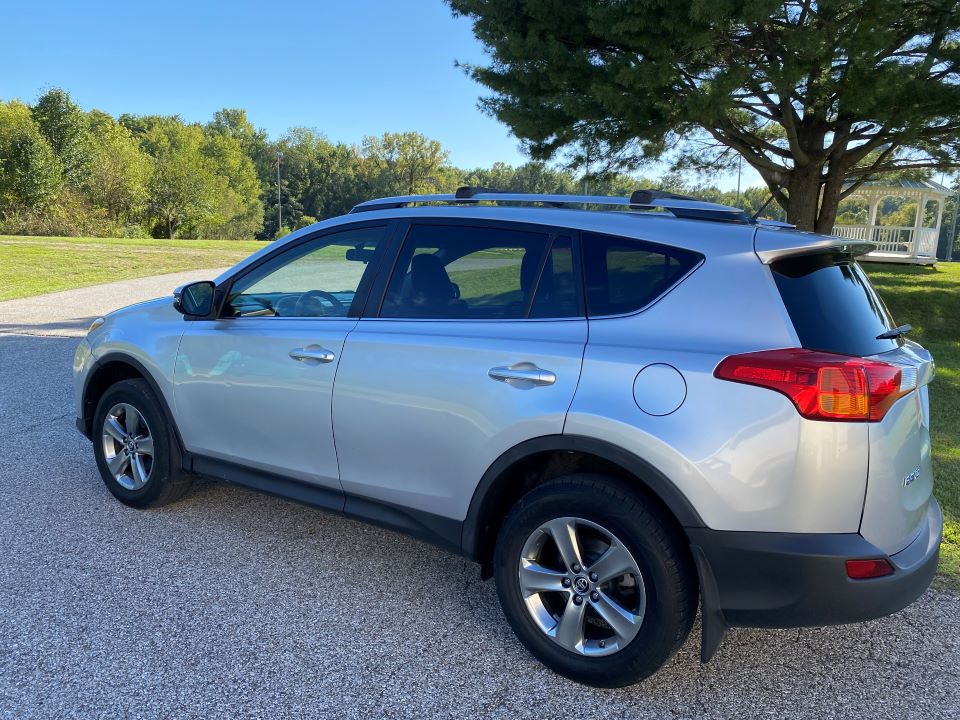 2015 Toyota RAV 4 XLE Sport Utility