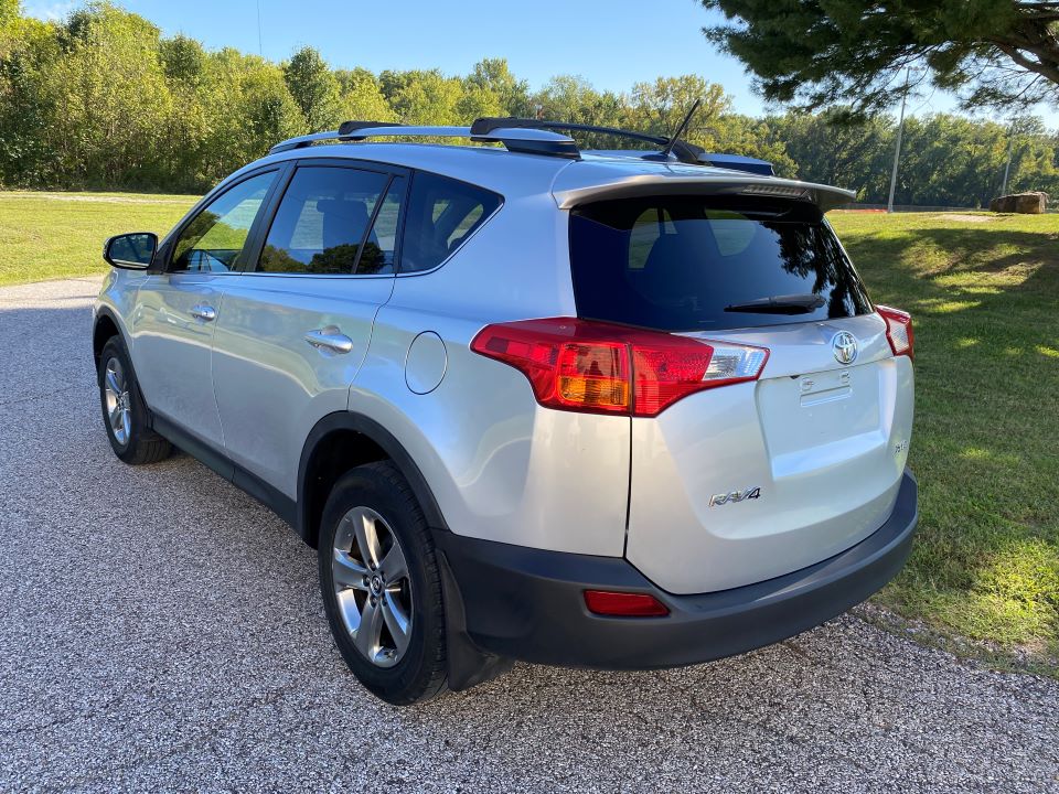 2015 Toyota RAV 4 XLE Sport Utility