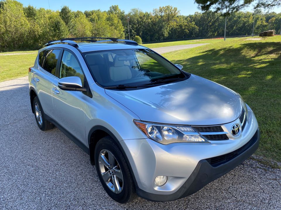 2015 Toyota RAV 4 XLE Sport Utility