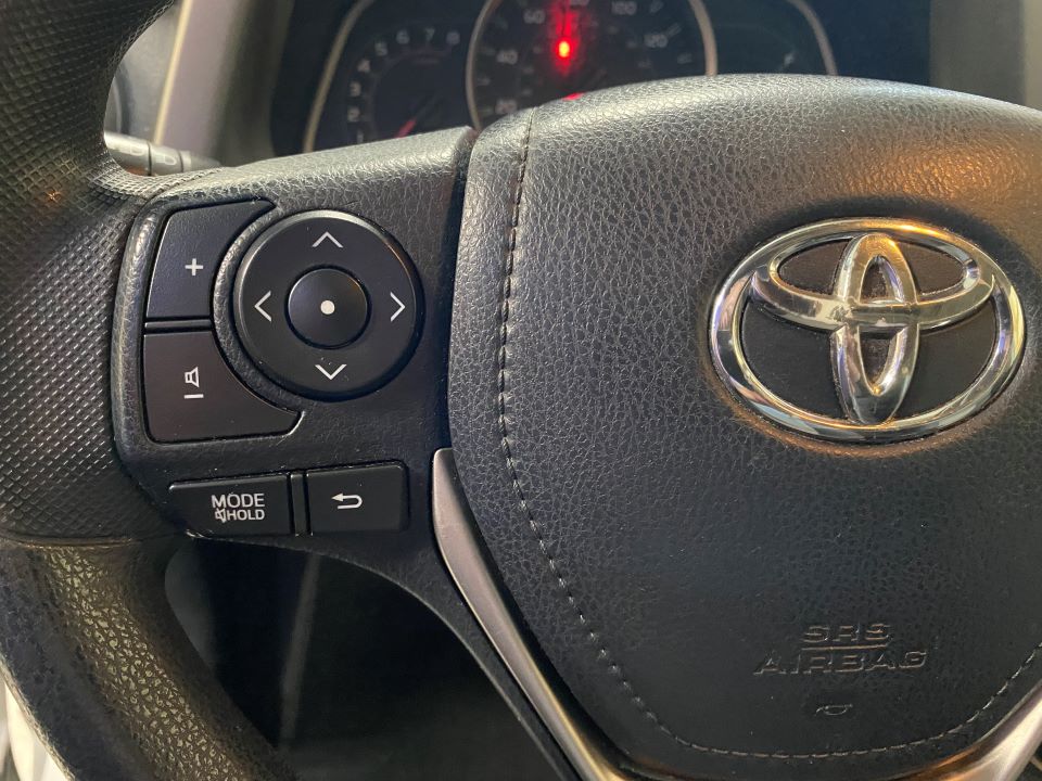 2015 Toyota RAV 4 XLE Sport Utility