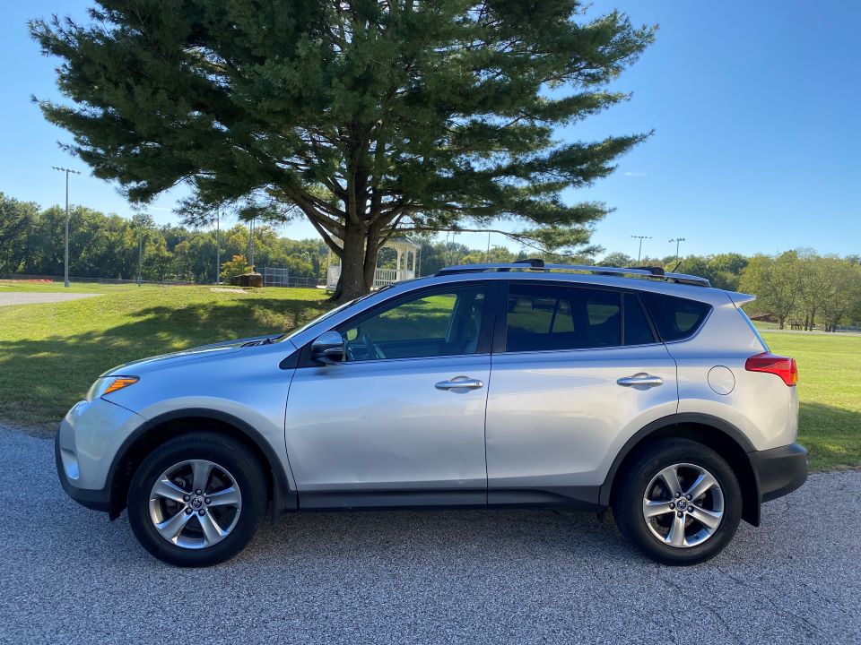 2015 Toyota RAV 4 XLE Sport Utility